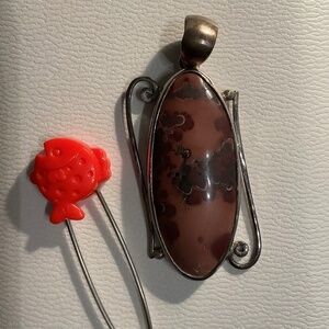 Natural jasper pendant in 925 silver